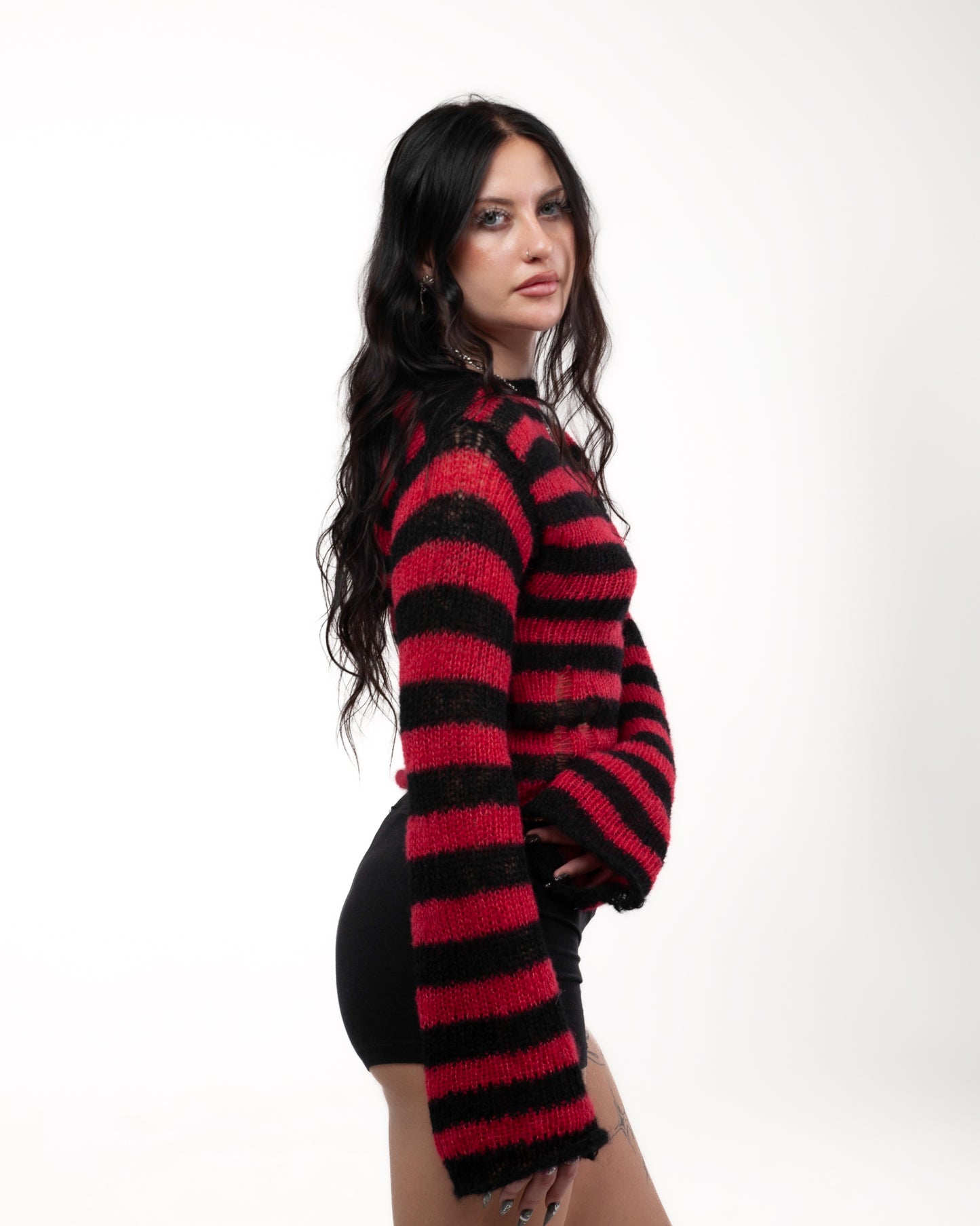 04 STRIPED SWEATER