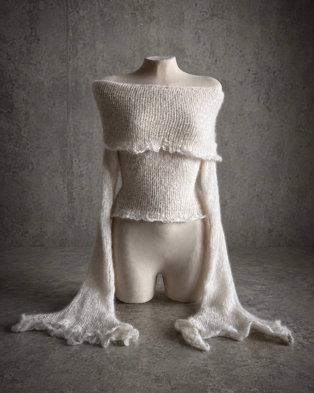 OFF-SHOULDER BEIGE SWEATER