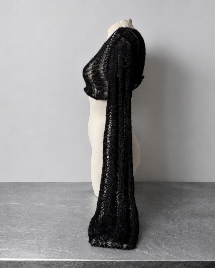 BLACK DISTRESSED SHRUG