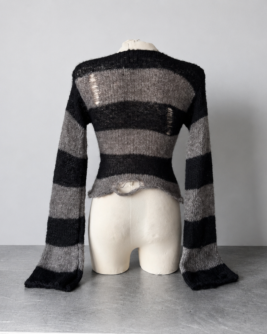01 STRIPED SWEATER