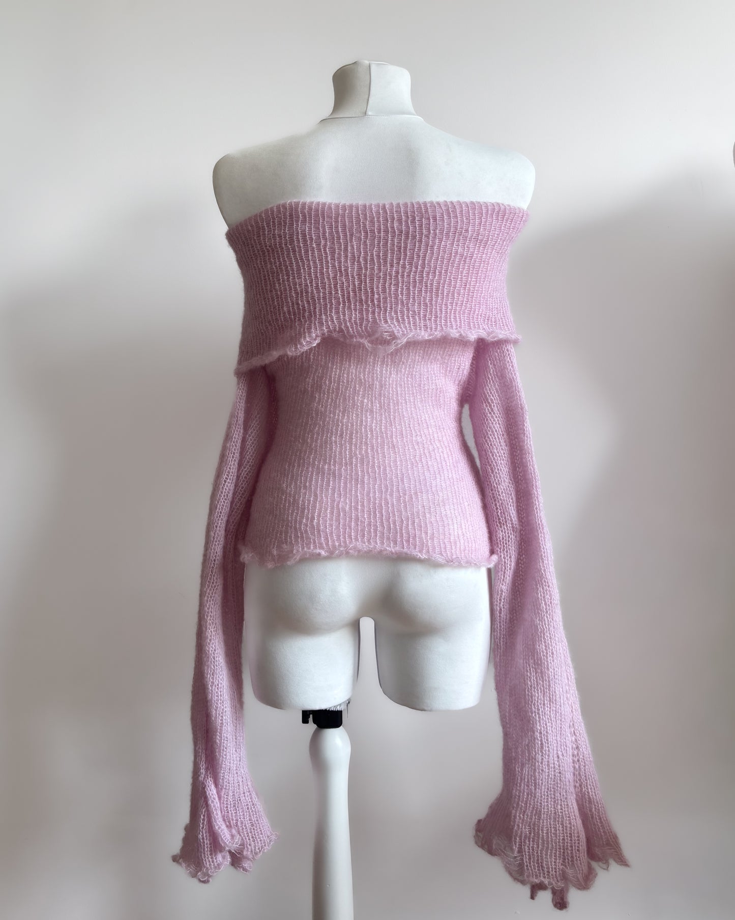 BABY PINK OFF-SHOULDER SWEATER